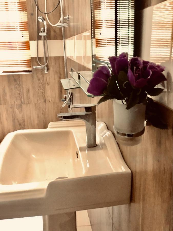 Gleam Nest Hotel Ella Bagian luar foto